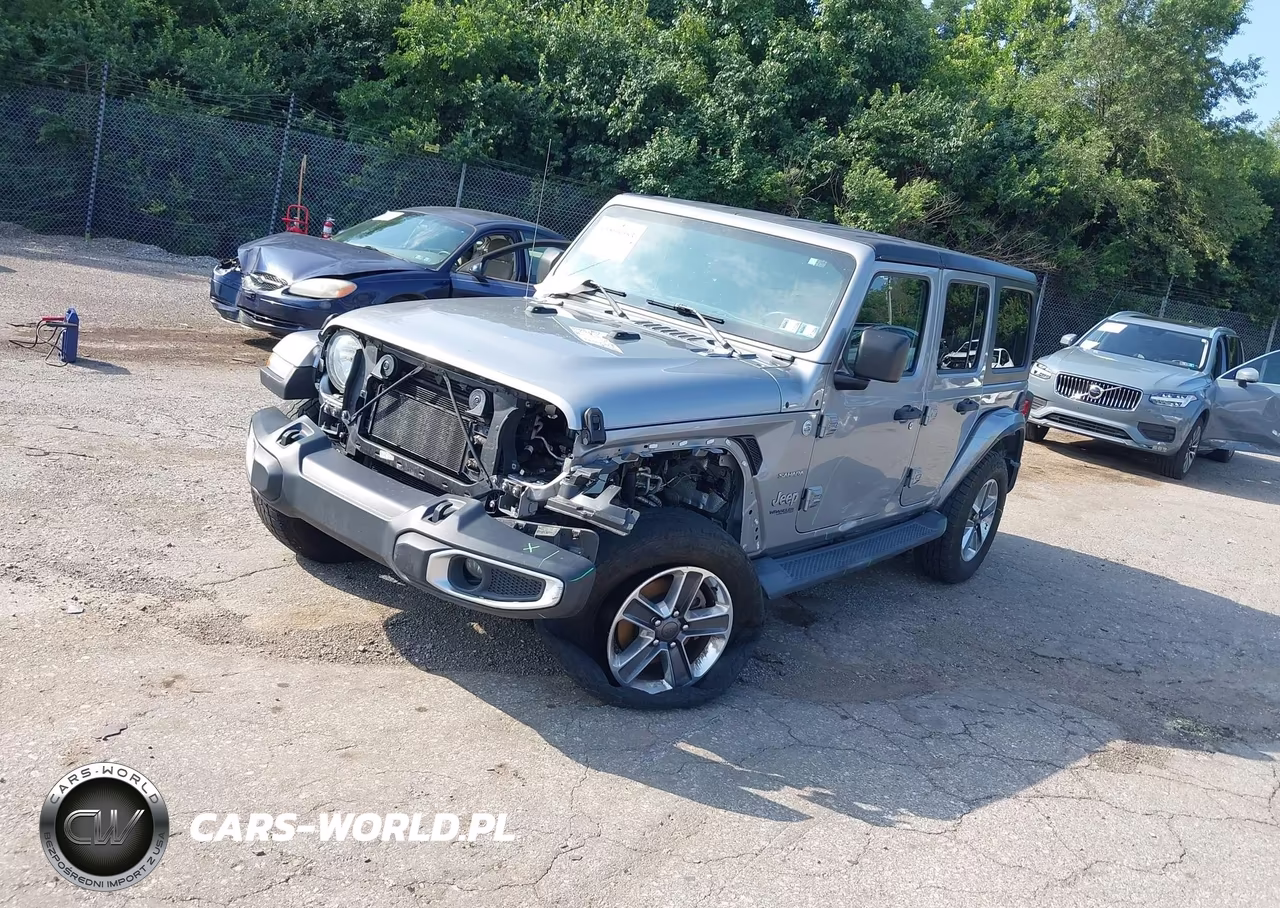 2020 Jeep Wrangler Unlimited Sahara 4X4 VIN:1C4HJXEN6LW213856 - 2