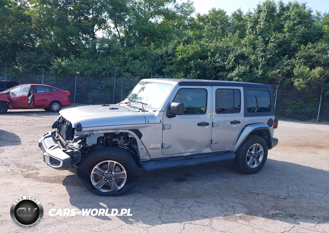 2020 Jeep Wrangler Unlimited Sahara 4X4 VIN:1C4HJXEN6LW213856 - 6