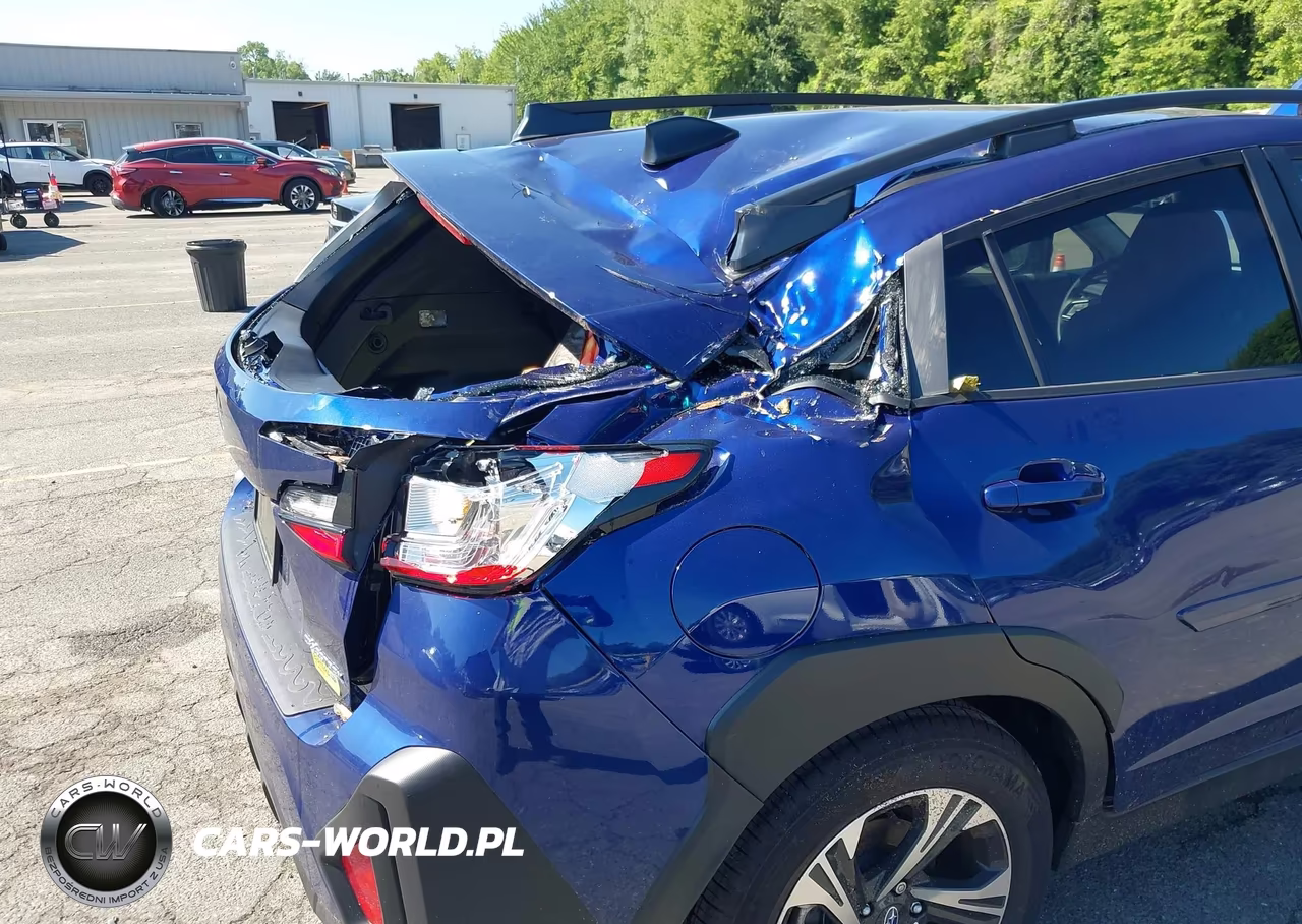 2025 Subaru Crosstrek Premium VIN:JF2GUHDC2S8295243 - 6