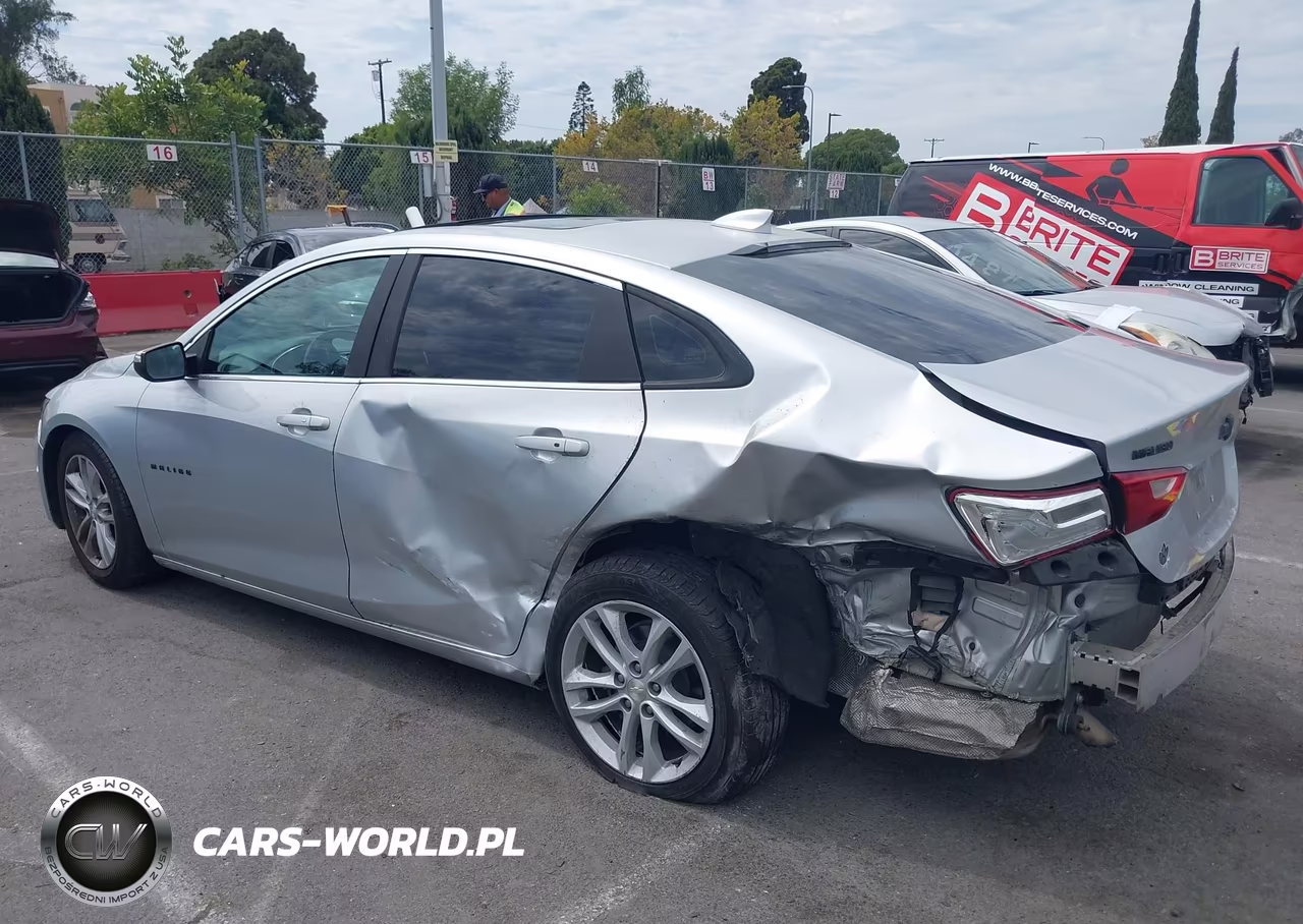 2018 Chevrolet Malibu Lt VIN:1G1ZD5ST8JF128770 - 3