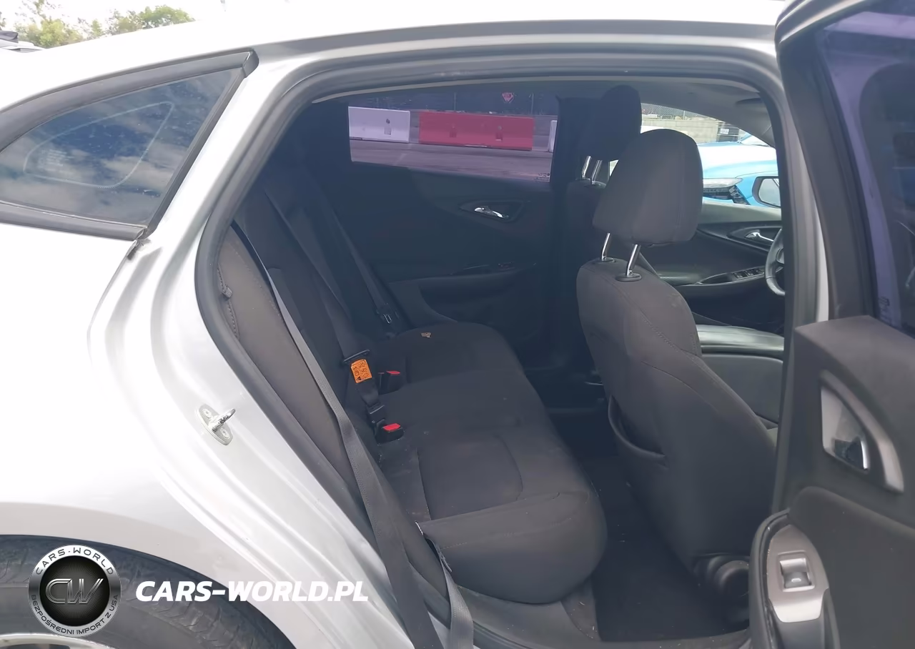 2018 Chevrolet Malibu Lt VIN:1G1ZD5ST8JF128770 - 8