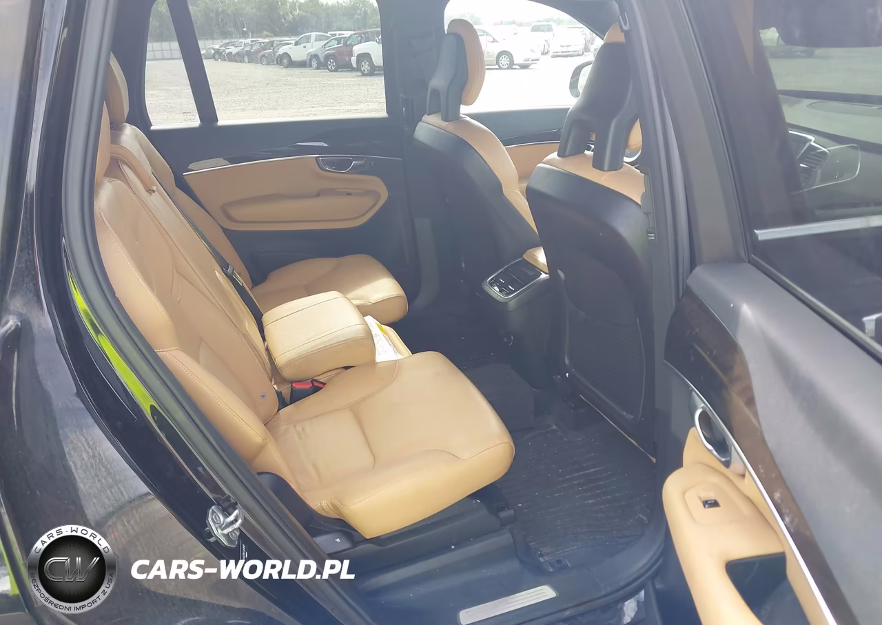 2018 Volvo Xc90 T6 Momentum VIN:YV4A22PK7J1218107 - 8
