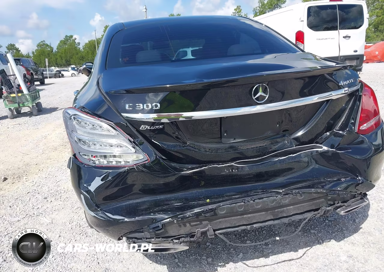 2015 Mercedes-Benz C 300 4Matic VIN:55SWF4KB1FU020717 - 6