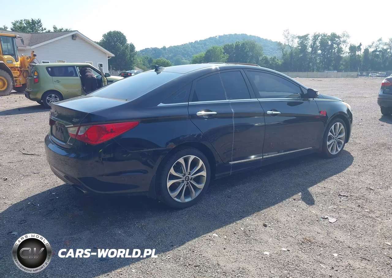 2013 Hyundai Sonata Limited 2.0T VIN:5NPEC4AB7DH741128 - 4