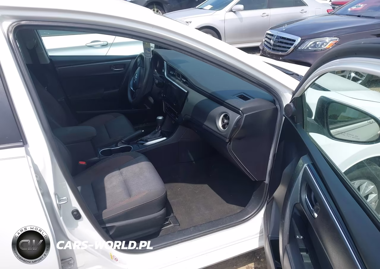 2019 Toyota Corolla Le VIN:2T1BURHEXKC225102 - 5
