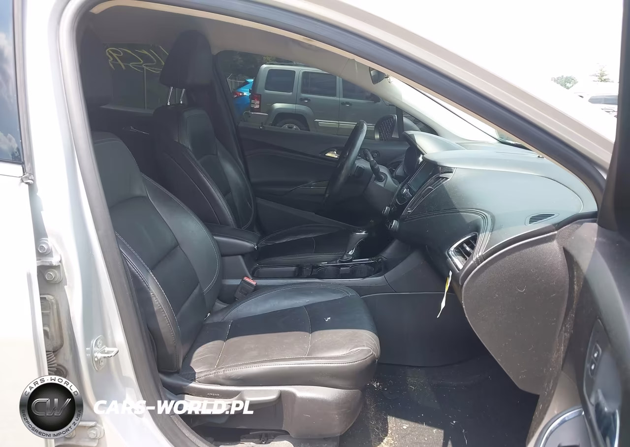 2017 Chevrolet Cruze Premier Auto VIN:1G1BF5SM7H7156164 - 5