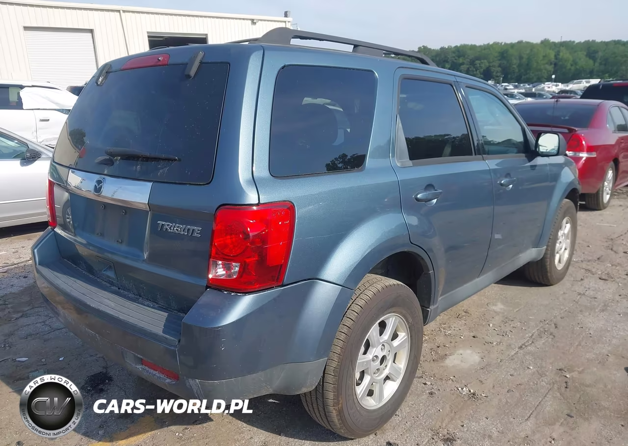 2011 Mazda Tribute I Touring VIN:4F2CY0C72BKM02026 - 4