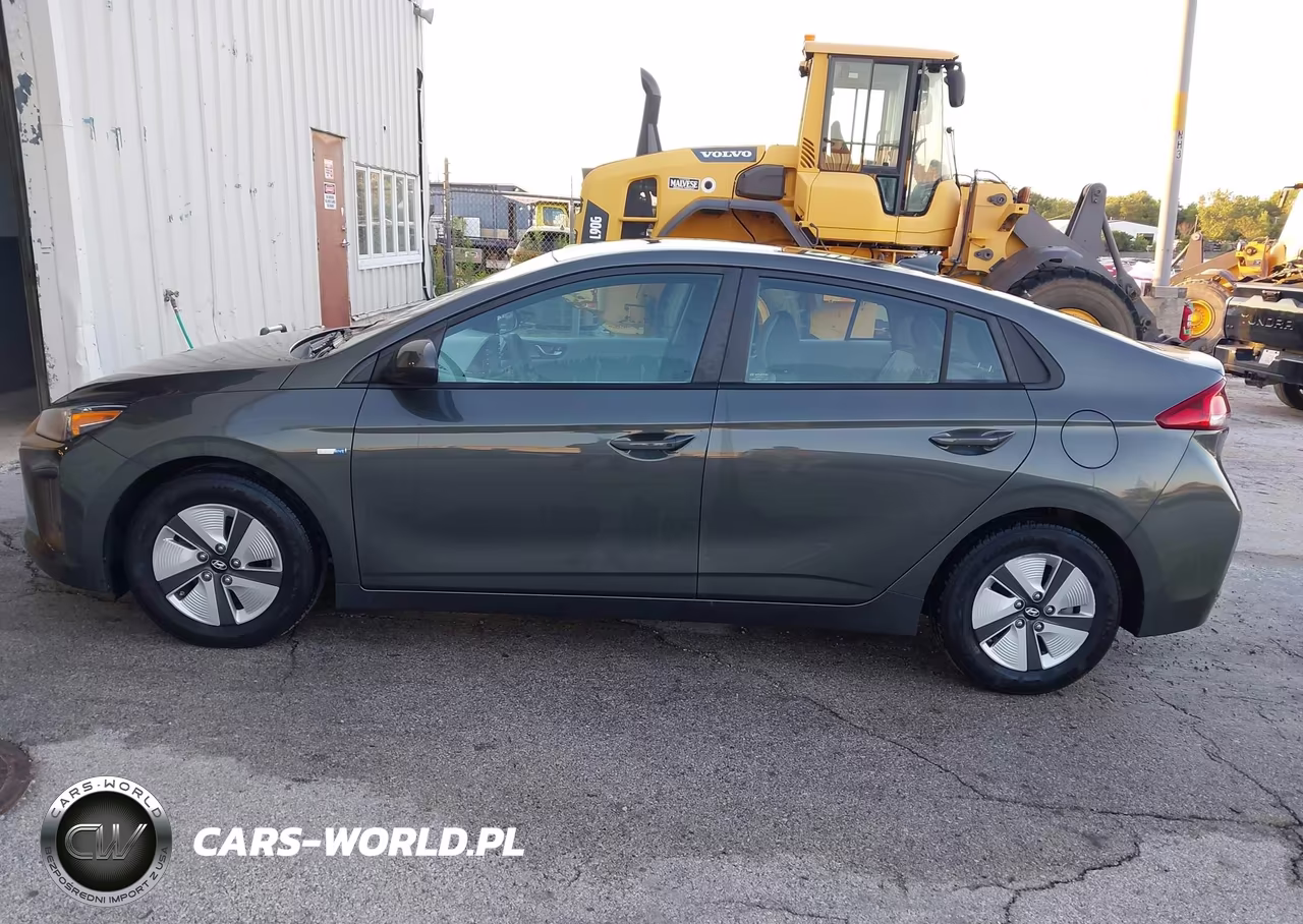 2020 Hyundai Ioniq Hybrid Blue VIN:KMHC65LC5LU220466 - 14