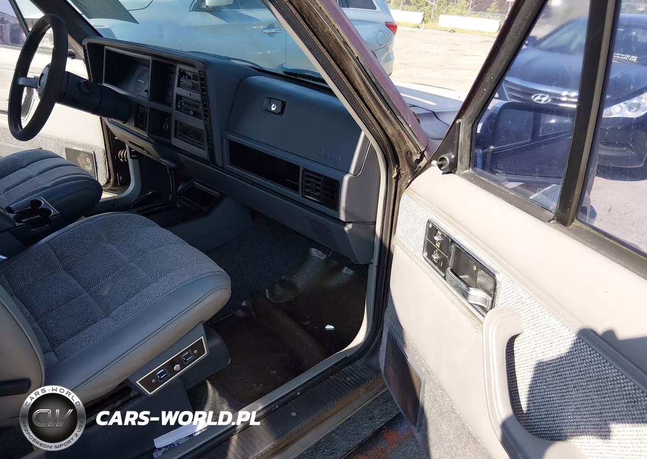 1991 Jeep Cherokee Laredo VIN:1J4FJ58S4ML564145 - 5