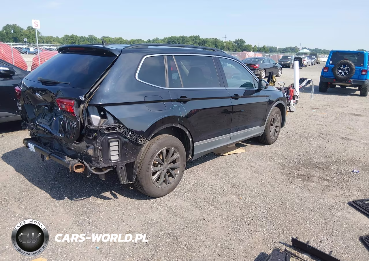 2018 Volkswagen Tiguan 2.0T Se-2.0T Sel VIN:3VV2B7AX0JM050758 - 4