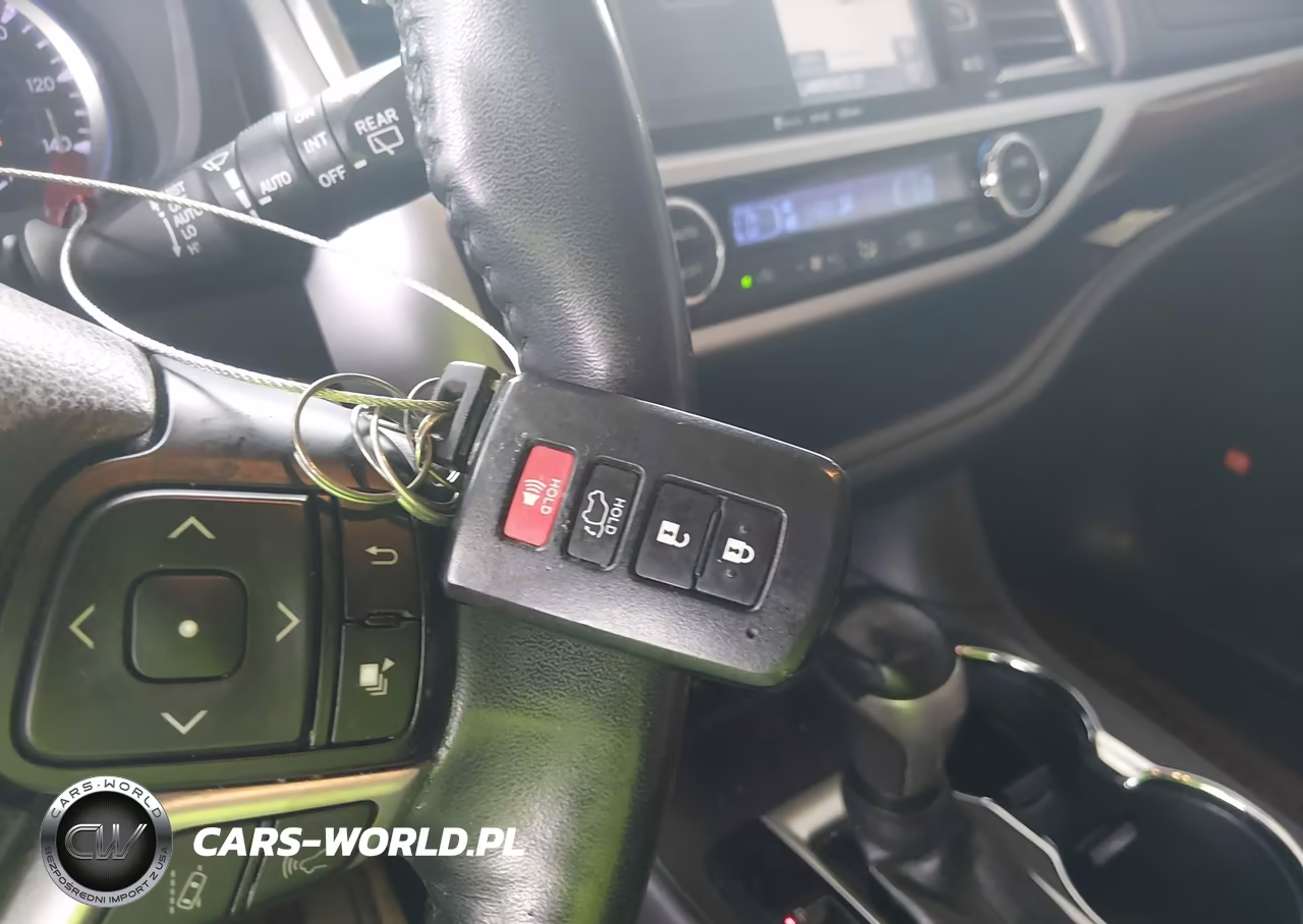 2018 Toyota Highlander Limited Platinum VIN:5TDYZRFH6JS269726 - 11