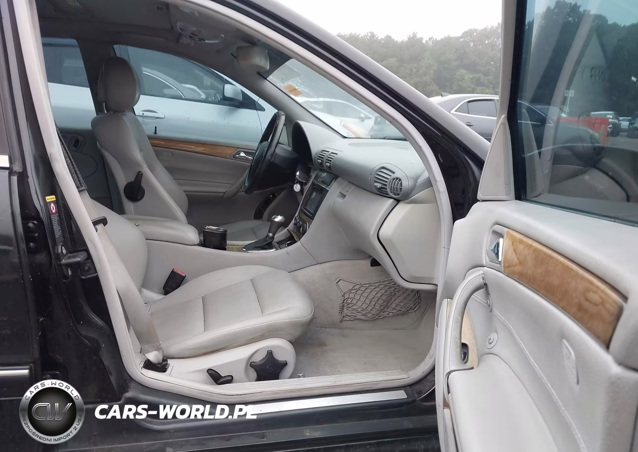 2007 Mercedes-Benz C 230 Sport VIN:WDBRF52HX7F897792 - 5