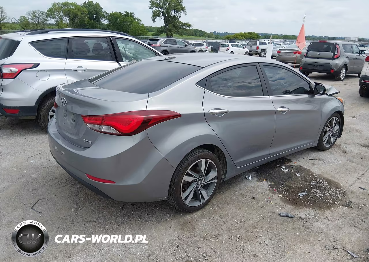 2015 Hyundai Elantra Limited VIN:KMHDH4AE8FU359394 - 4