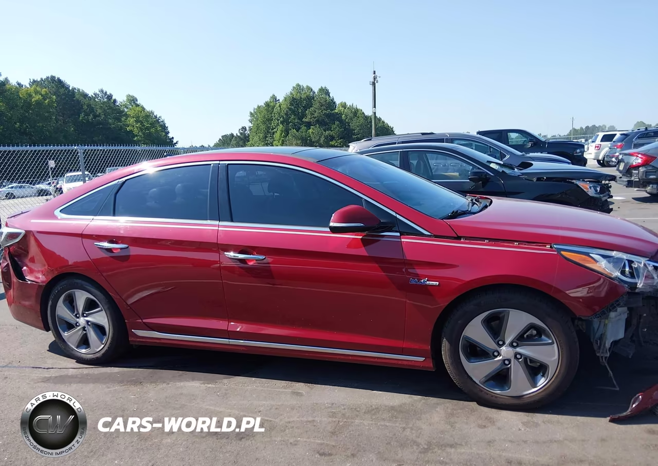 2016 Hyundai Sonata Hybrid Limited VIN:KMHE34L17GA020240 - 13