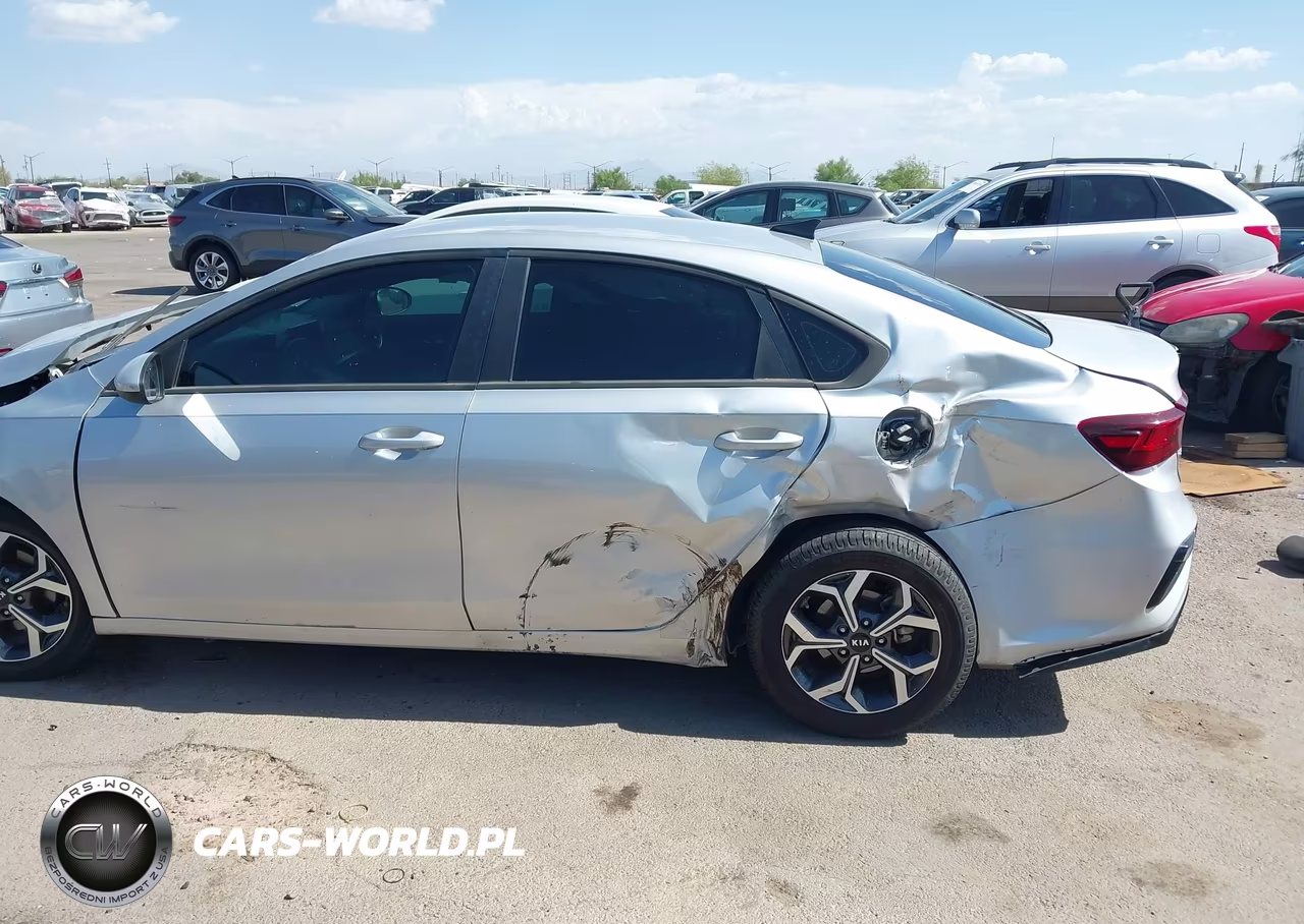 2021 Kia Forte Lxs VIN:3KPF24AD8ME346310 - 16