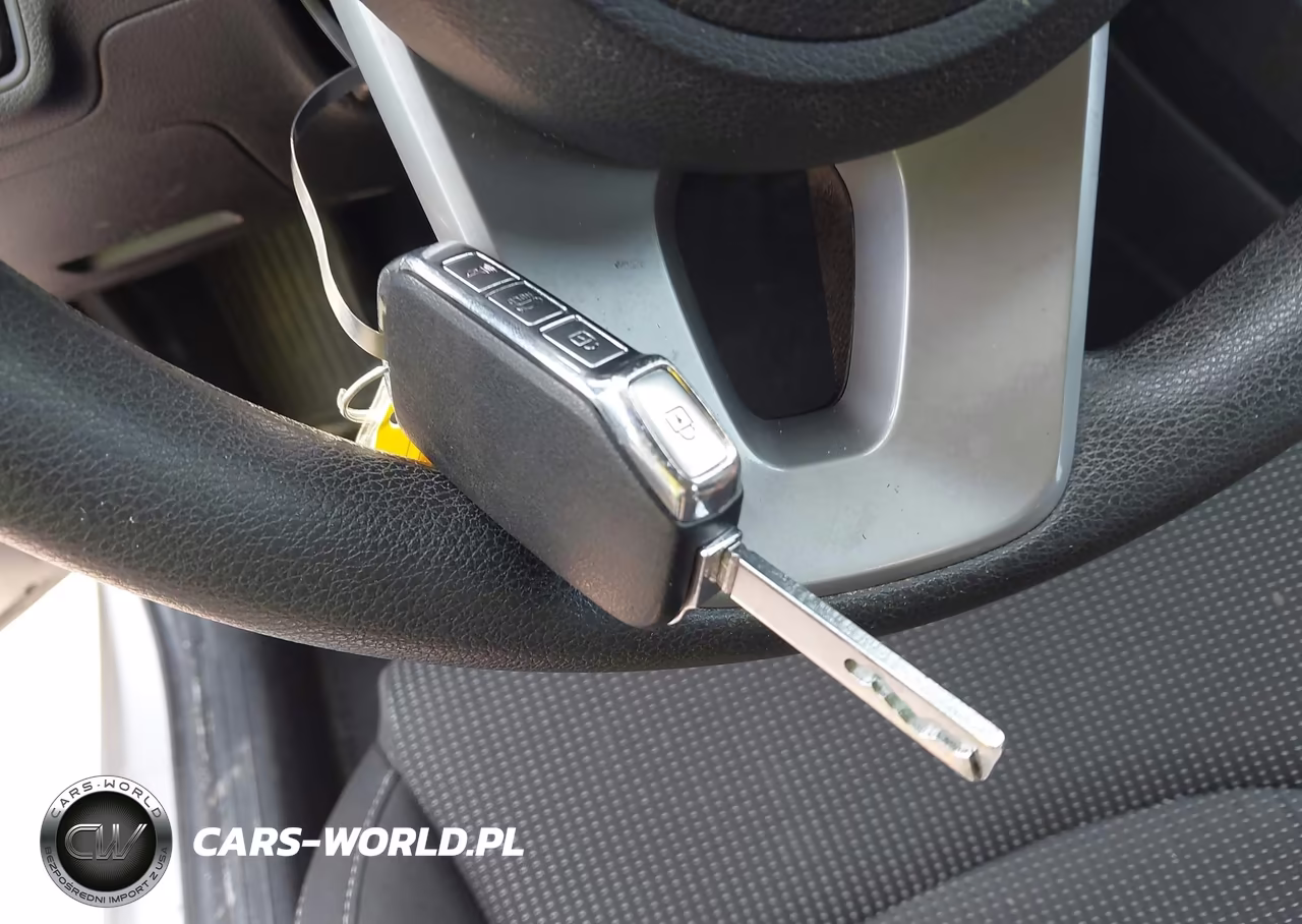 2020 Kia Forte Lxs VIN:3KPF24AD1LE228159 - 11