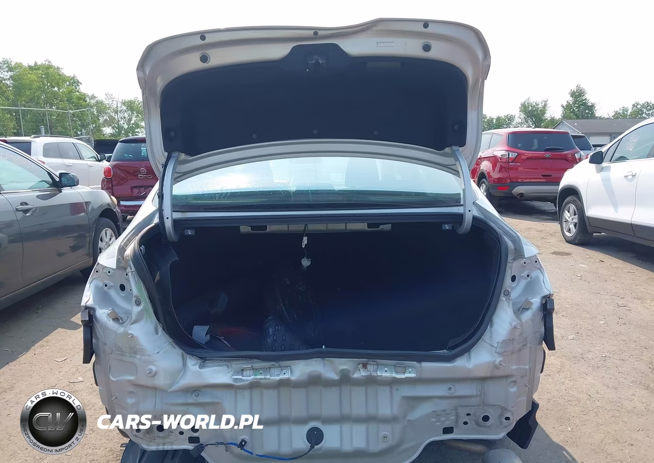 2020 Kia Forte Lxs VIN:3KPF24AD1LE228159 - 17