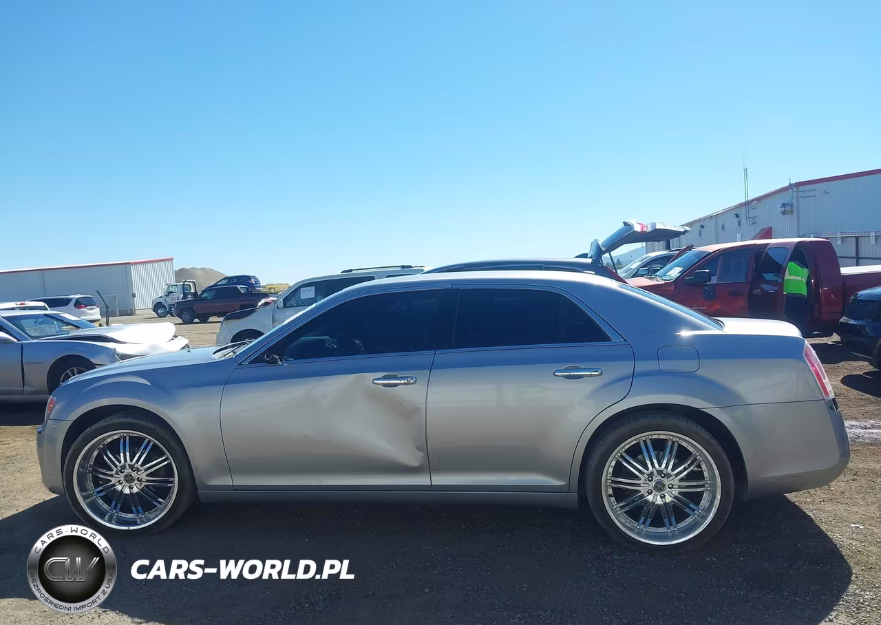 2011 Chrysler 300 Limited VIN:2C3CA5CG8BH522197 - 14
