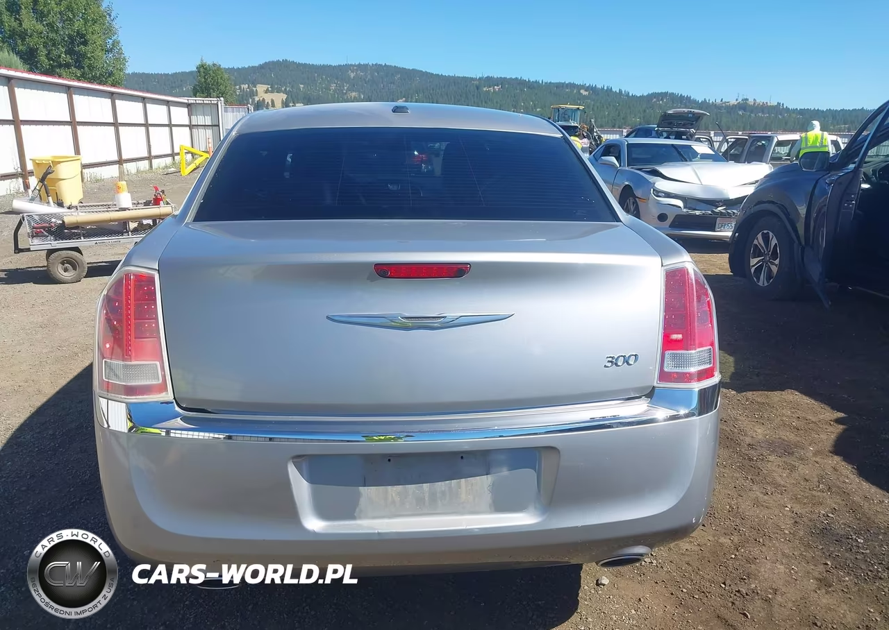 2011 Chrysler 300 Limited VIN:2C3CA5CG8BH522197 - 16