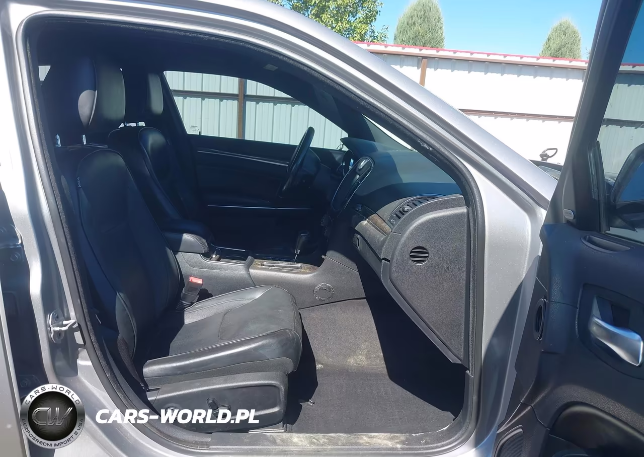 2011 Chrysler 300 Limited VIN:2C3CA5CG8BH522197 - 5