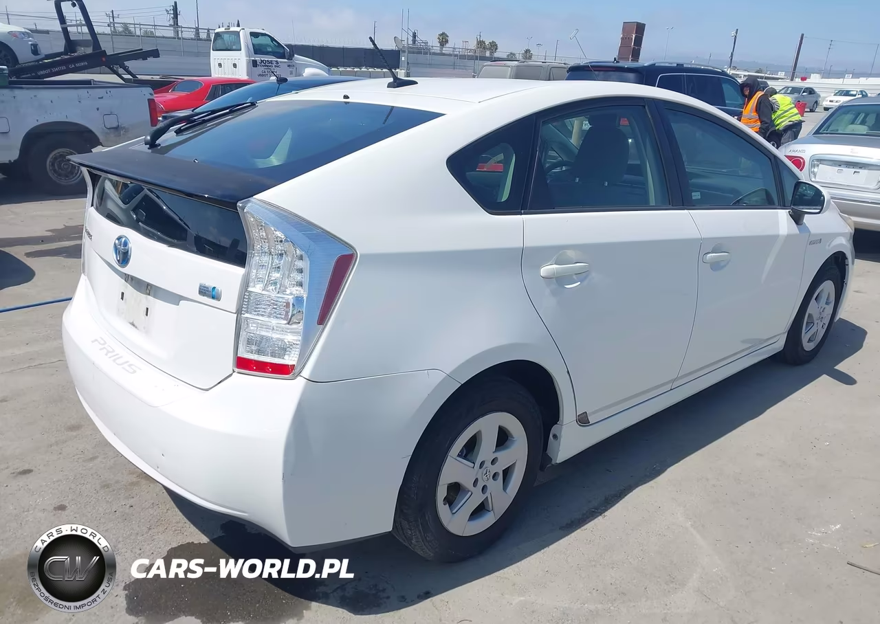 2010 Toyota Prius Ii VIN:JTDKN3DU6A0179431 - 4