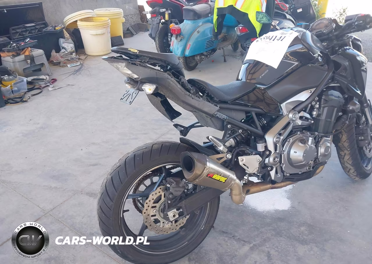 2017 Kawasaki Zr900 VIN:JKAZR2A17HDA17931 - 4