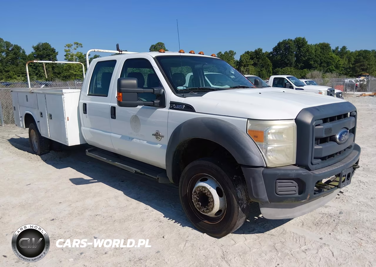 2013 Ford F-450 Chassis Xl