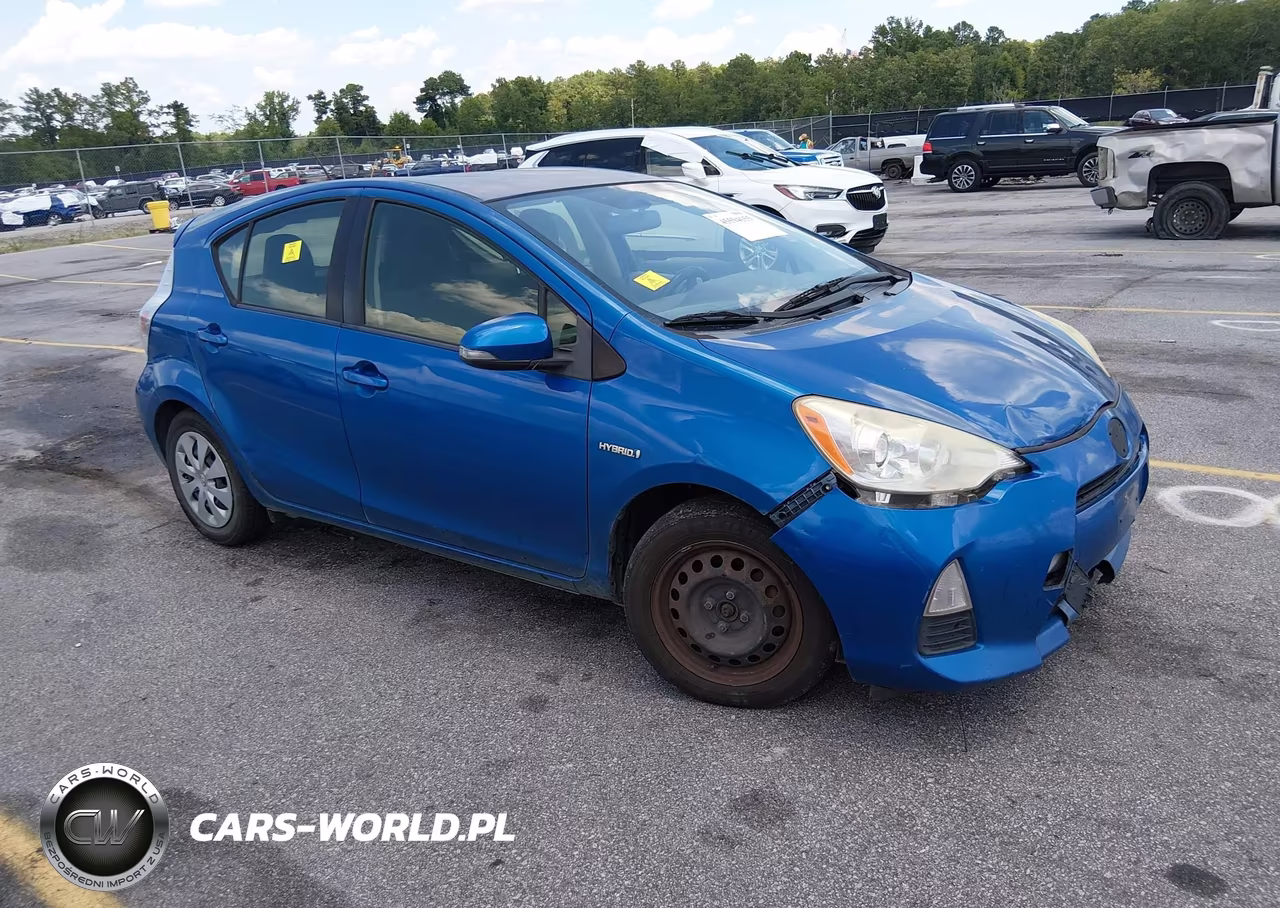 2014 Toyota Prius C Two – zdjęcie 1 z 16