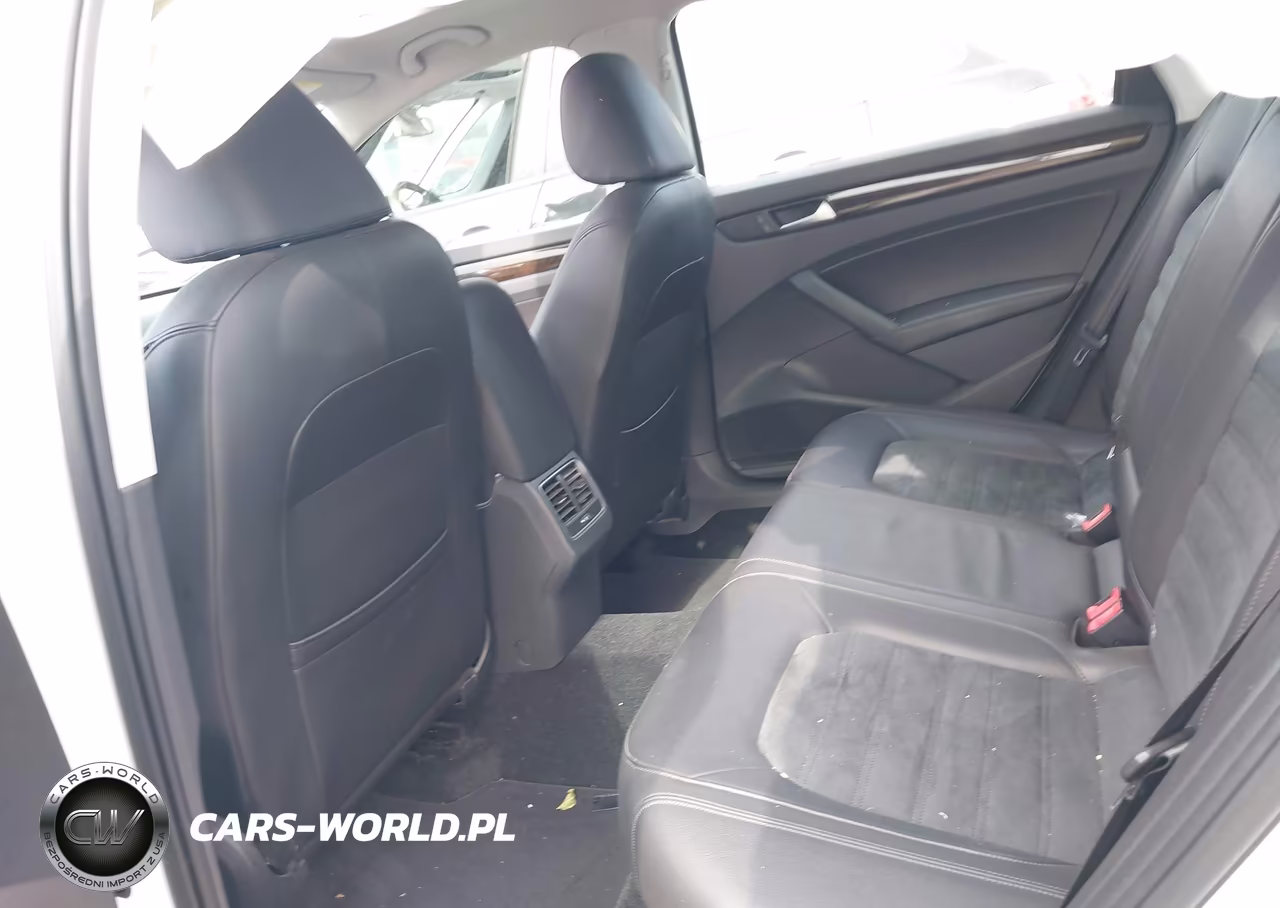 2014 Volkswagen Passat 3.6L V6 Sel Premium VIN:1VWCM7A31EC065025 - 15