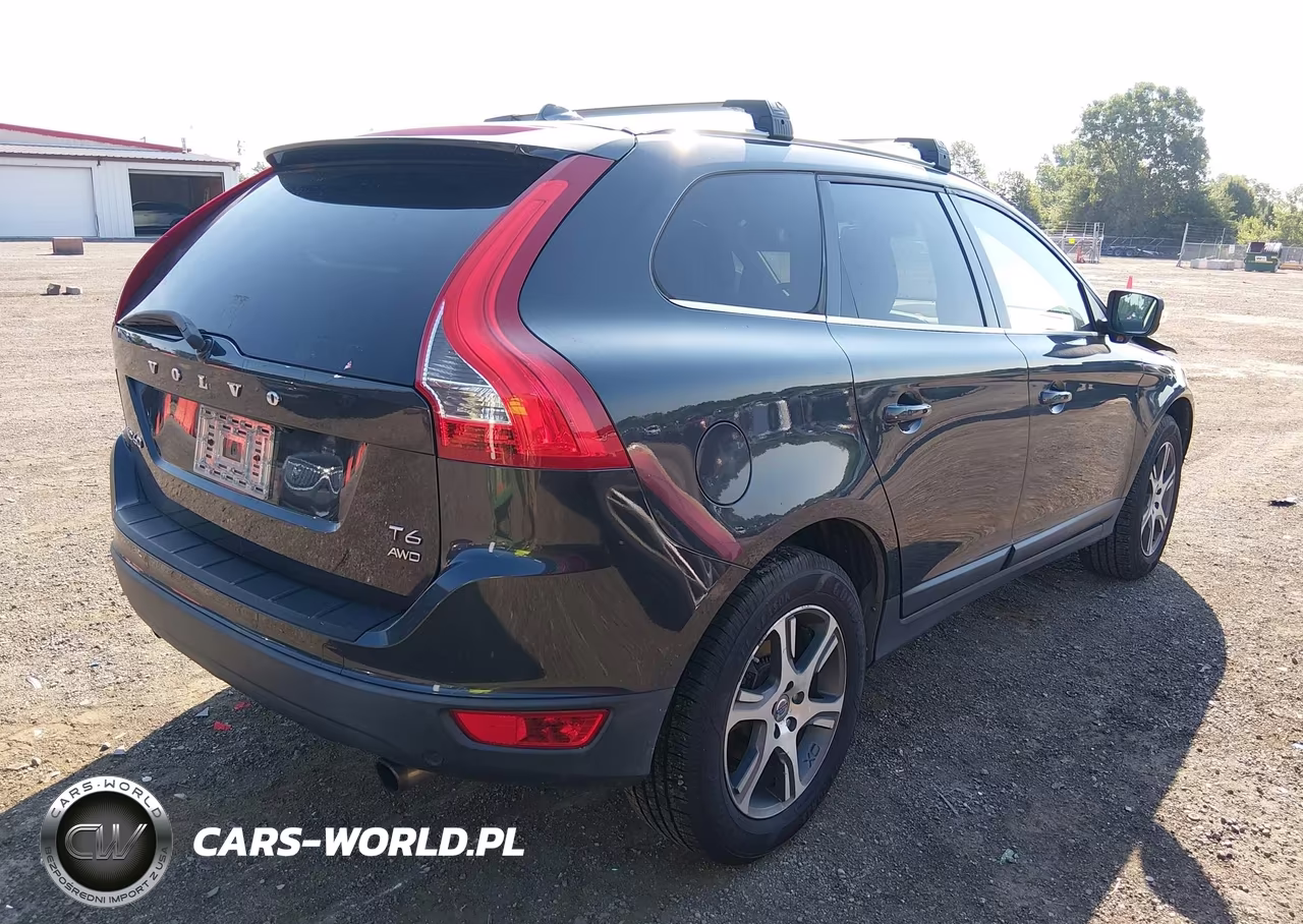 2013 Volvo Xc60 T6-T6 Platinum-T6 Premier Plus-T6 R-Design-T6 R-Design Platinum-T6 R-Design Premier Plus VIN:YV4902DZ8D2380241 - 4