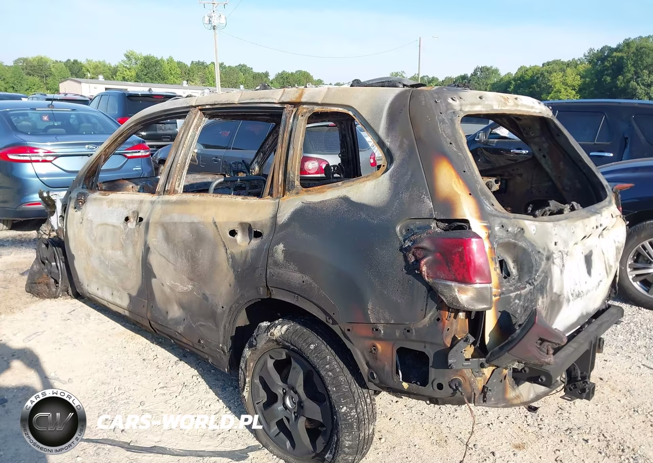 2024 Subaru Forester Wilderness VIN:JF2SKAJC8RH518715 - 3