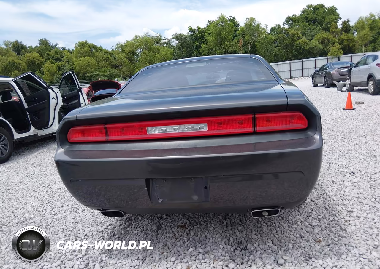2014 Dodge Challenger Sxt VIN:2C3CDYAG8EH266885 - 15