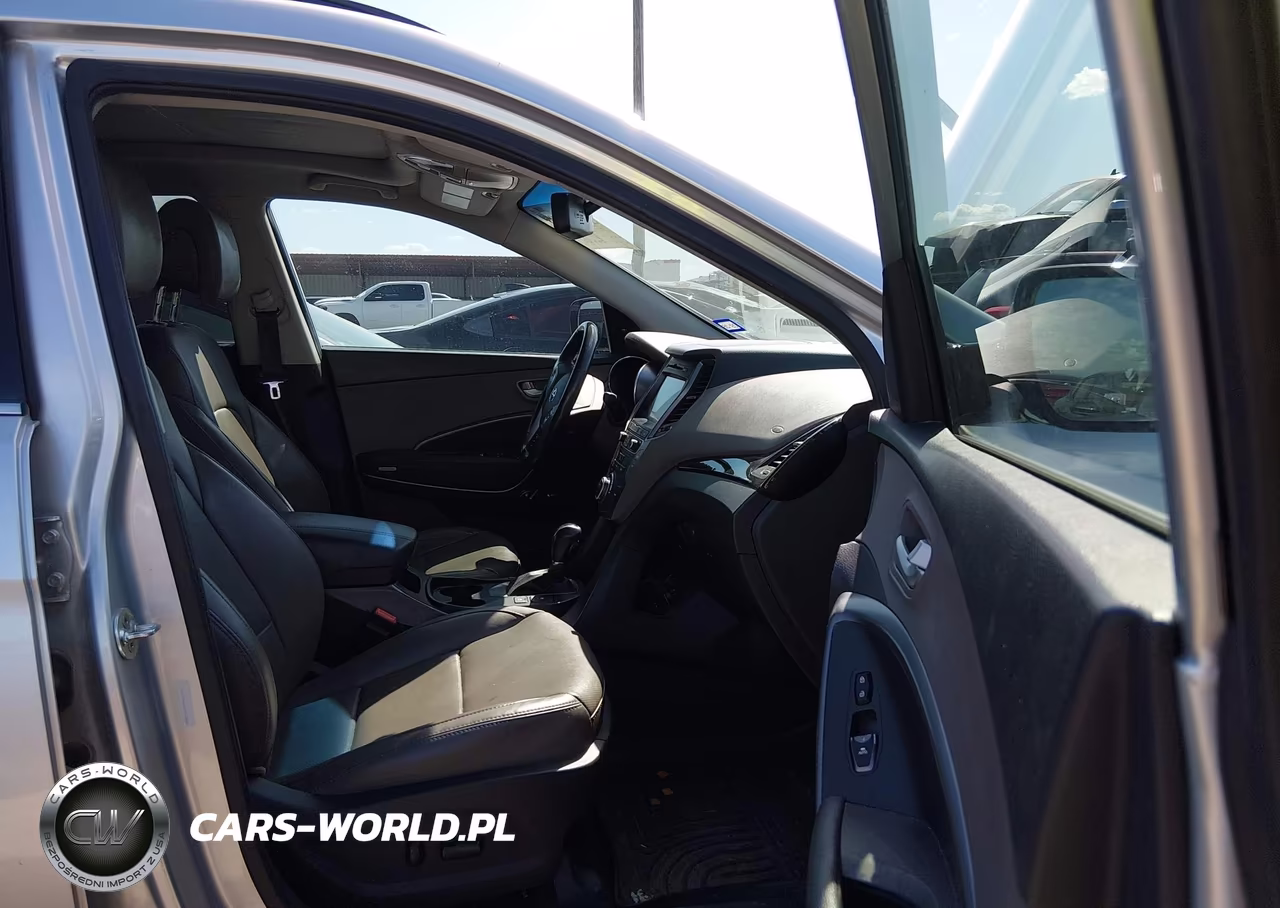 2017 Hyundai Santa Fe Sport 2.0T Ultimate VIN:5XYZW4LA6HG463882 - 5