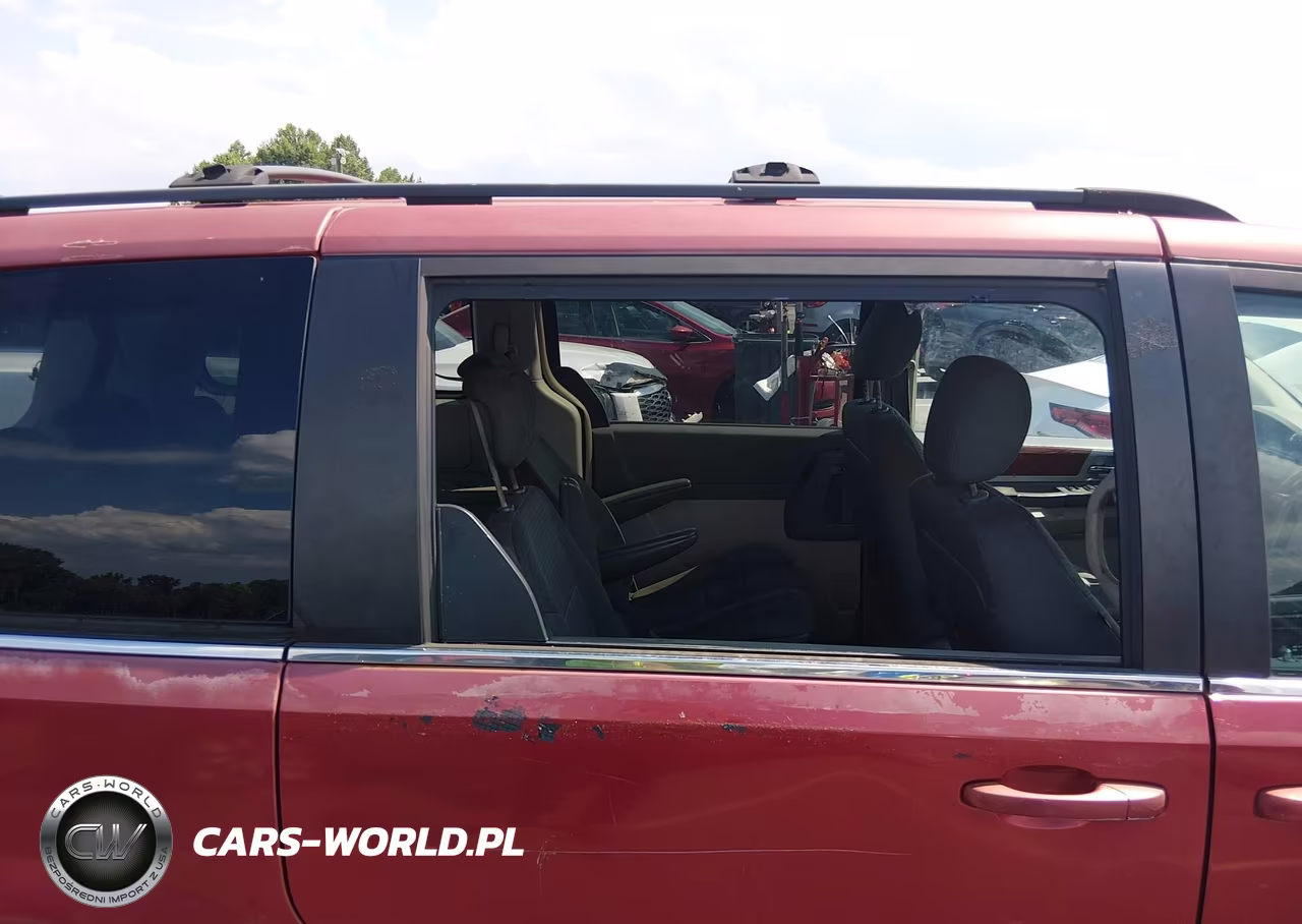2009 Chrysler Town & Country Touring VIN:2A8HR54139R592076 - 12