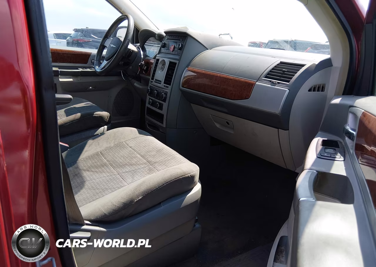2009 Chrysler Town & Country Touring VIN:2A8HR54139R592076 - 5