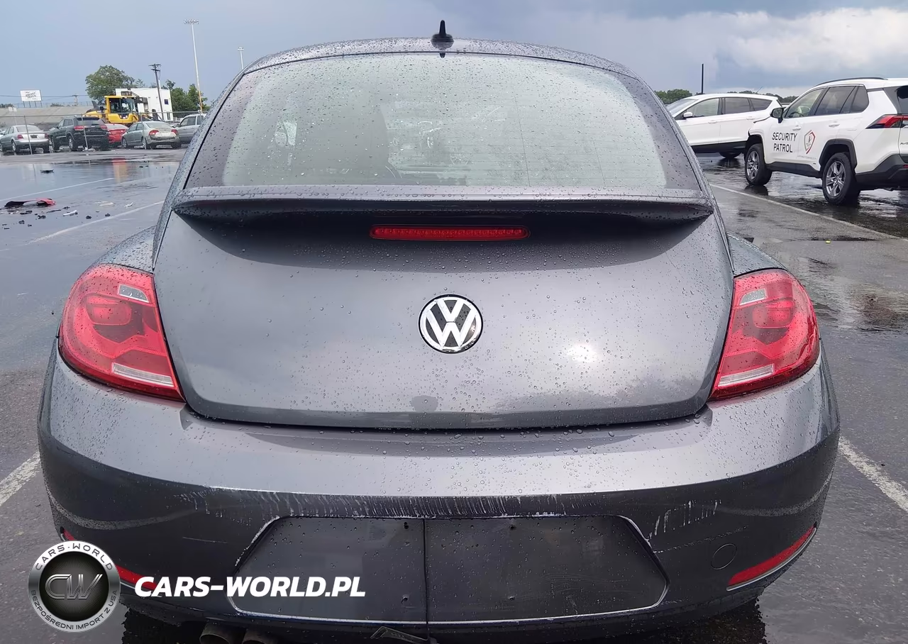2014 Volkswagen Beetle 2.5L VIN:3VWJP7AT1EM630953 - 17