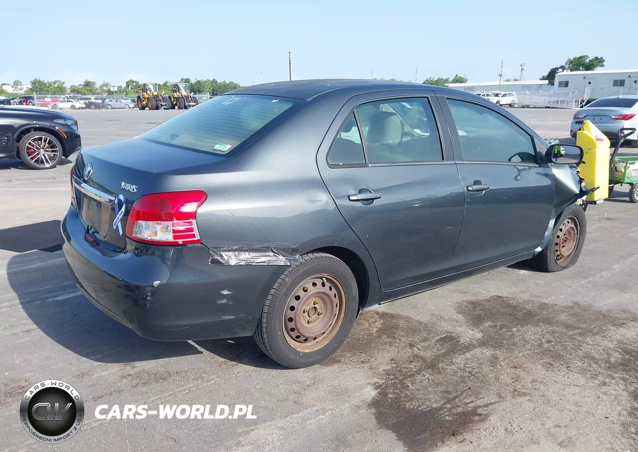 2008 Toyota Yaris VIN:JTDBT923284017561 - 4