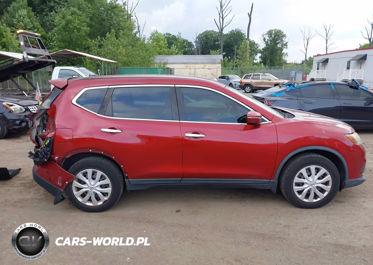 2015 Nissan Rogue S VIN:KNMAT2MV5FP536648 - 13