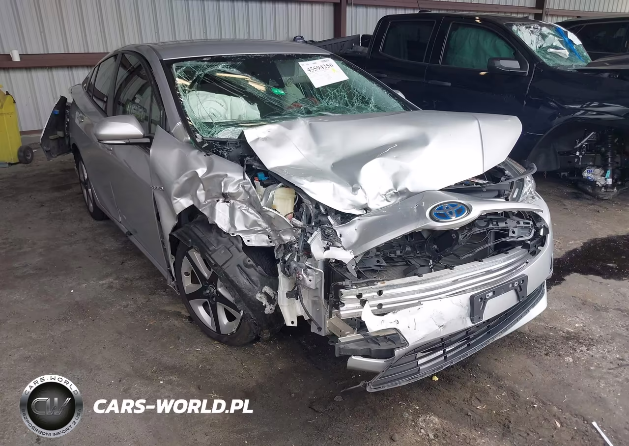 2018 Toyota Prius Three Touring – zdjęcie 1 z 16