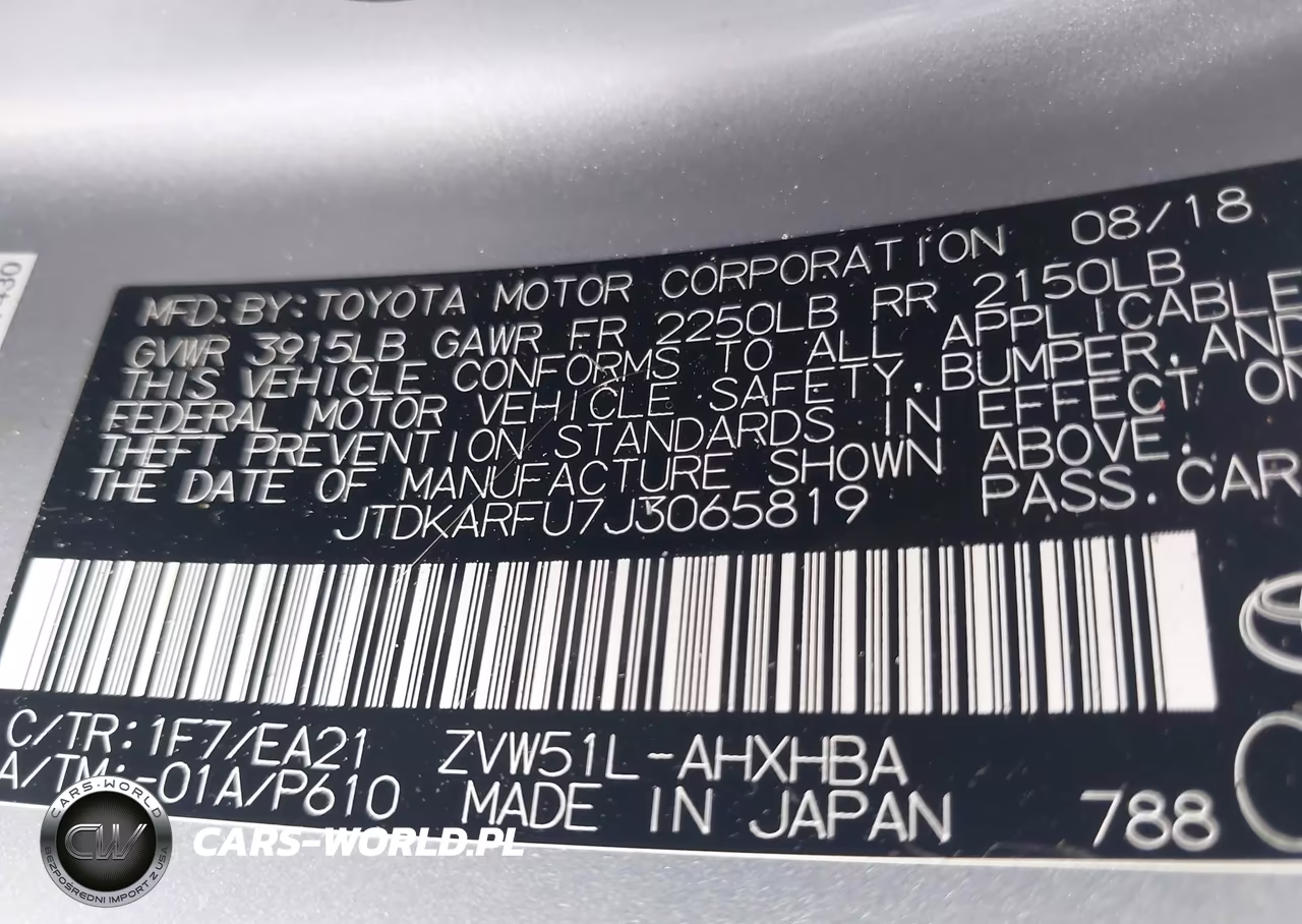 2018 Toyota Prius Three Touring VIN:JTDKARFU7J3065819 - 9