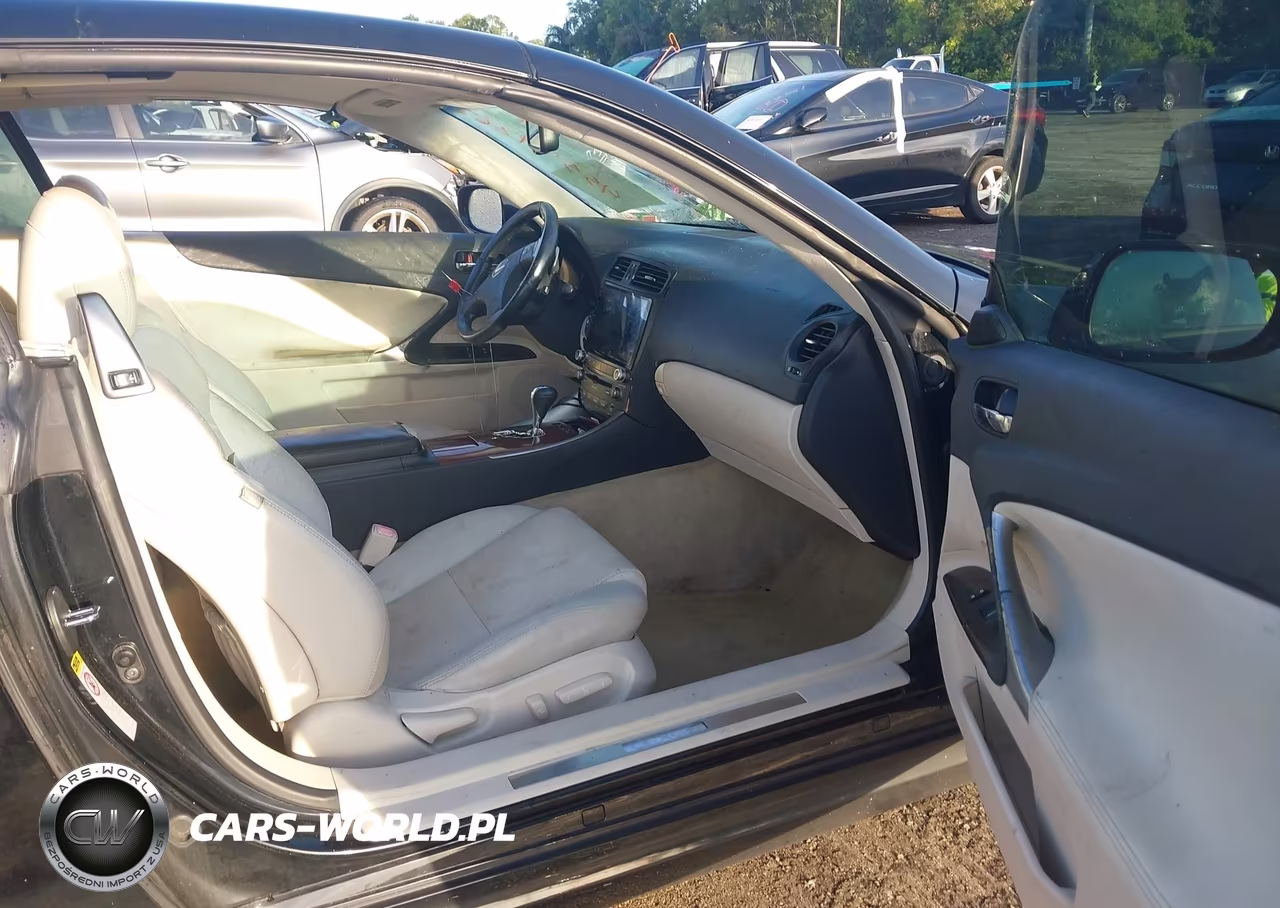 2010 Lexus Is 250C VIN:JTHFF2C27A2502560 - 5