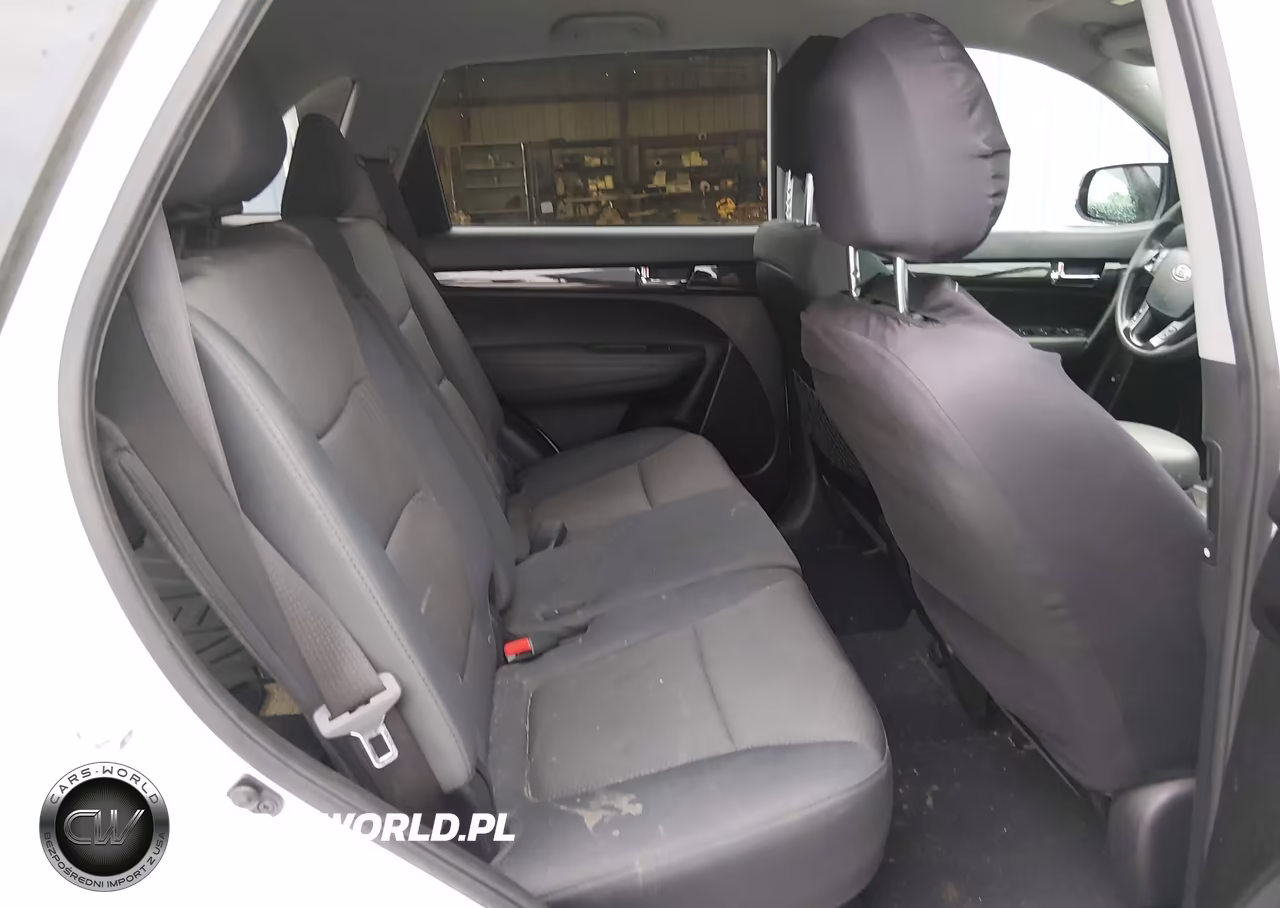 2013 Kia Sorento Lx VIN:5XYKT3A17DG372282 - 8