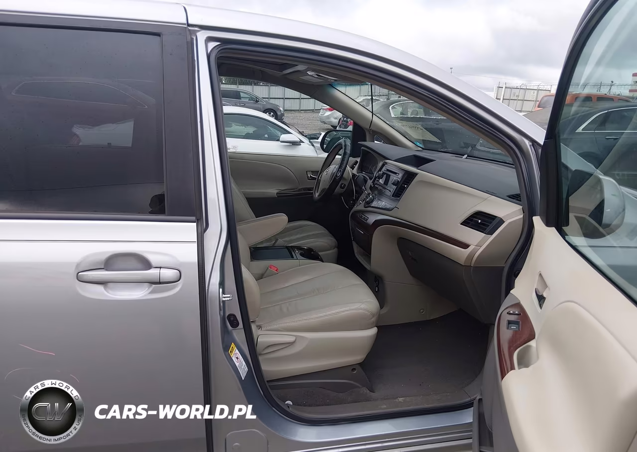2011 Toyota Sienna Xle V6 VIN:5TDYK3DC6BS068077 - 5