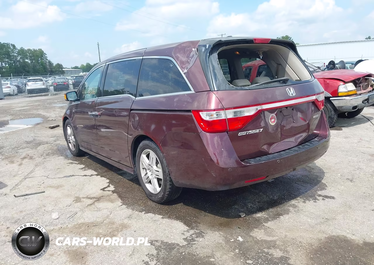 2012 Honda Odyssey Touring-Touring Elite VIN:5FNRL5H95CB085440 - 3
