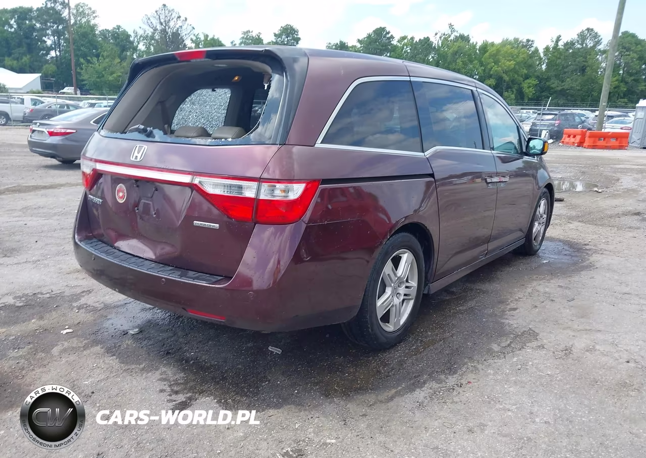2012 Honda Odyssey Touring-Touring Elite VIN:5FNRL5H95CB085440 - 4