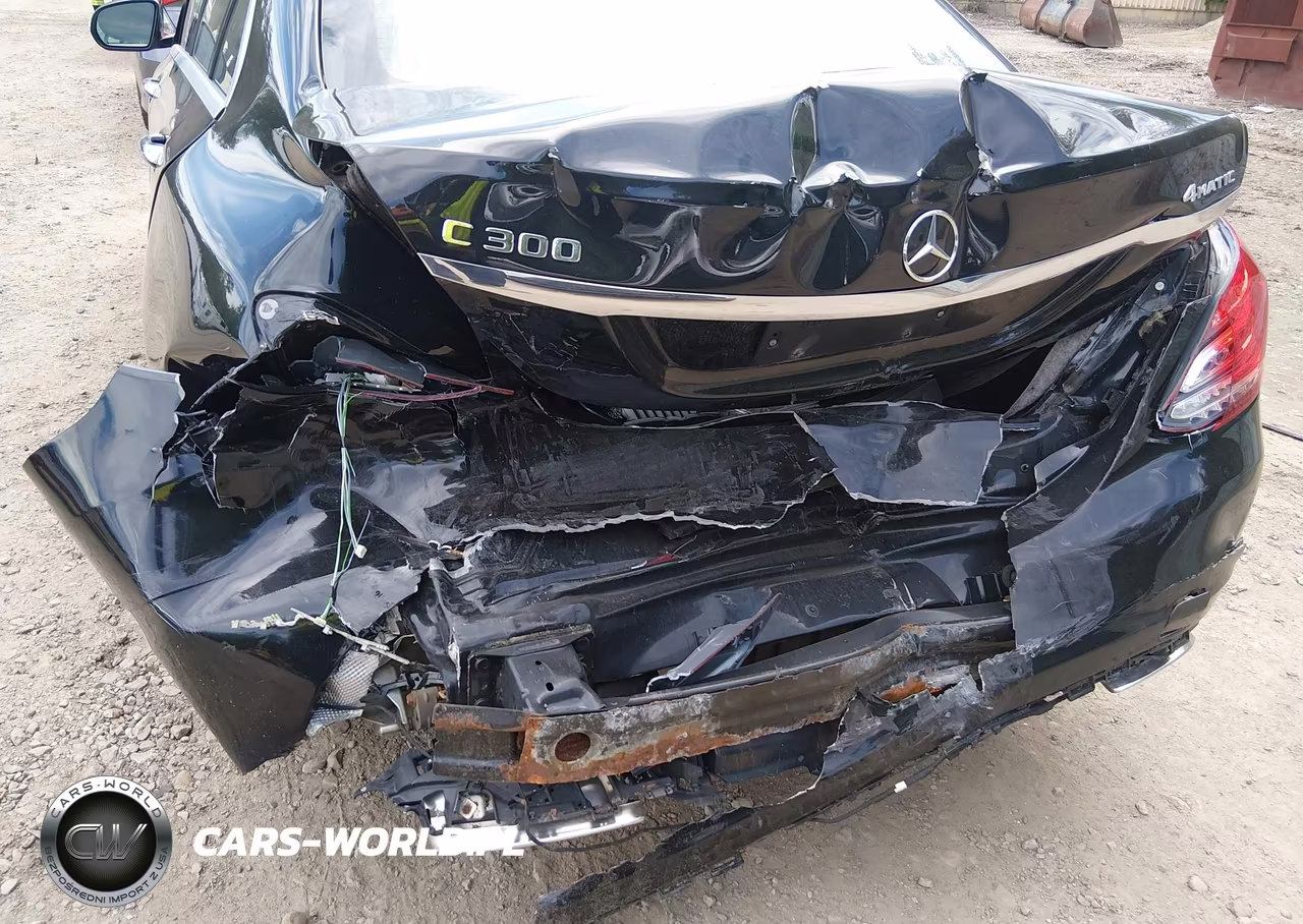 2017 Mercedes-Benz C 300 4Matic VIN:55SWF4KB7HU184511 - 6