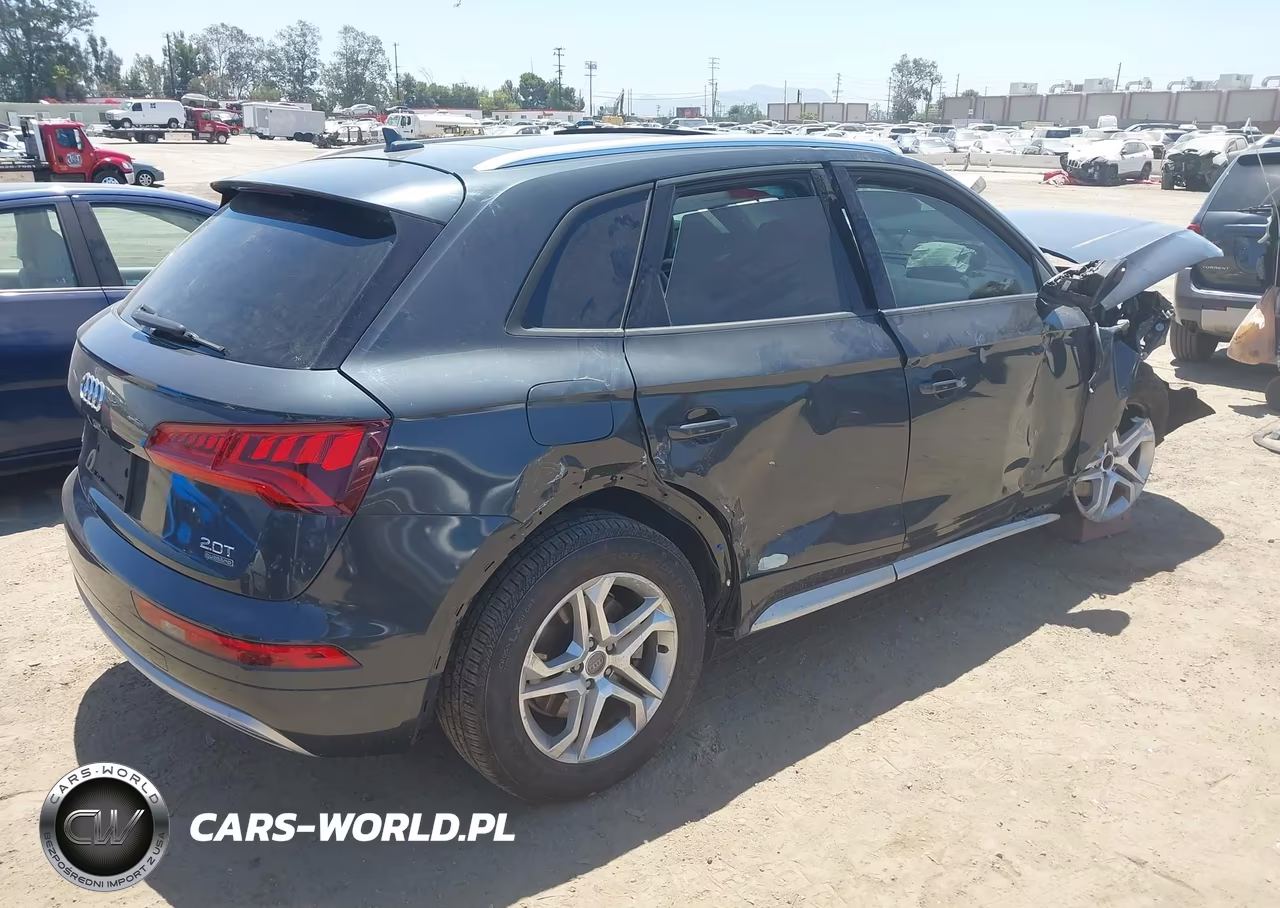 2018 Audi Q5 2.0T Premium-2.0T Tech Premium VIN:WA1ANAFYXJ2082330 - 4