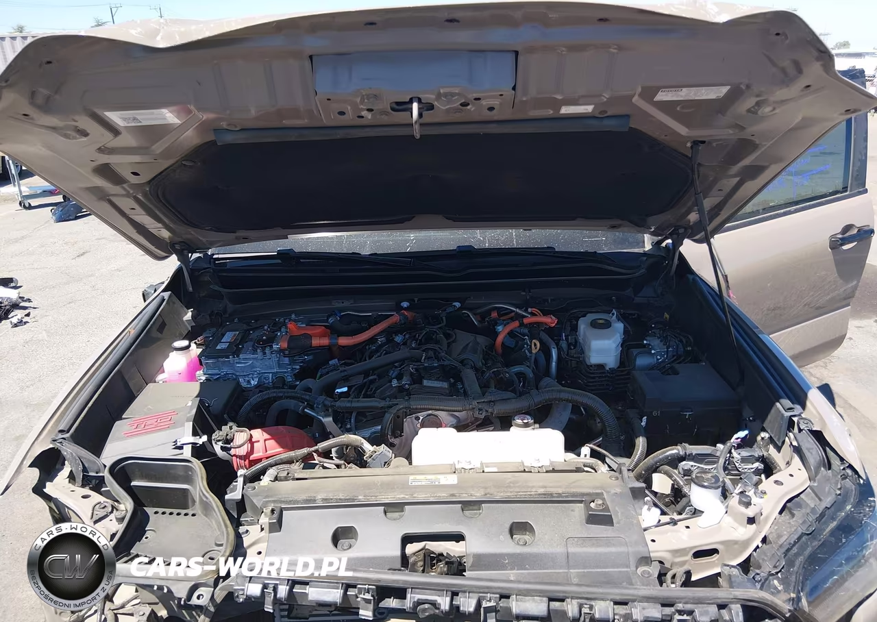 2025 Toyota Tacoma Hybrid Trd Pro VIN:3TYLC5LN0ST025736 - 10