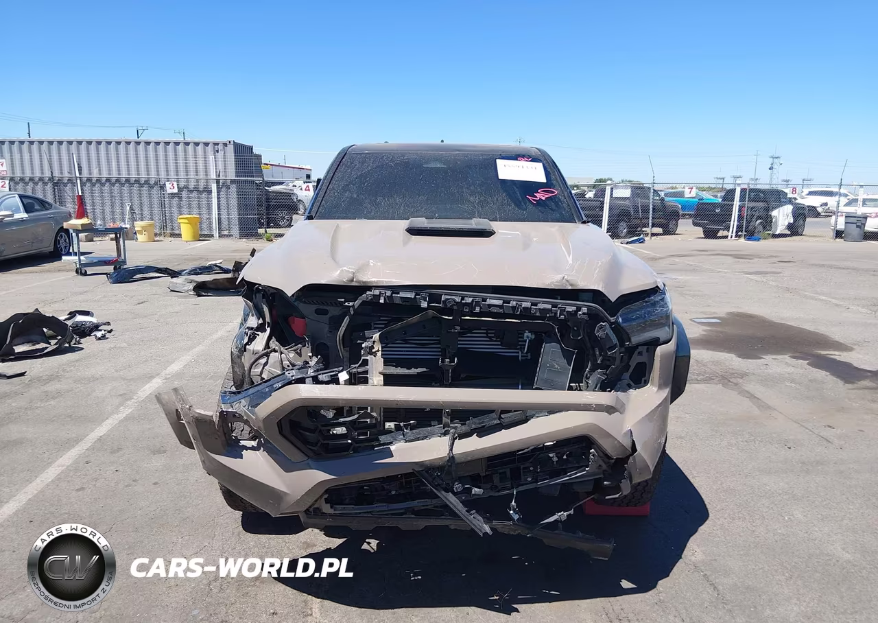 2025 Toyota Tacoma Hybrid Trd Pro VIN:3TYLC5LN0ST025736 - 13