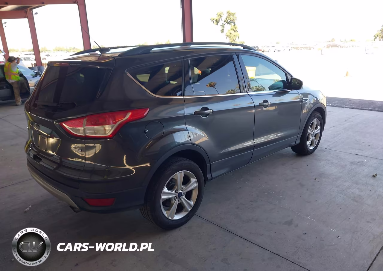 2016 Ford Escape Se VIN:1FMCU9G90GUB84588 - 4